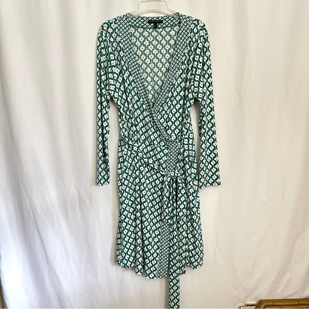 Banana Republic Green & White Geometric Print Wrap Around Jersey Dress sz XL - Picture 2 of 12